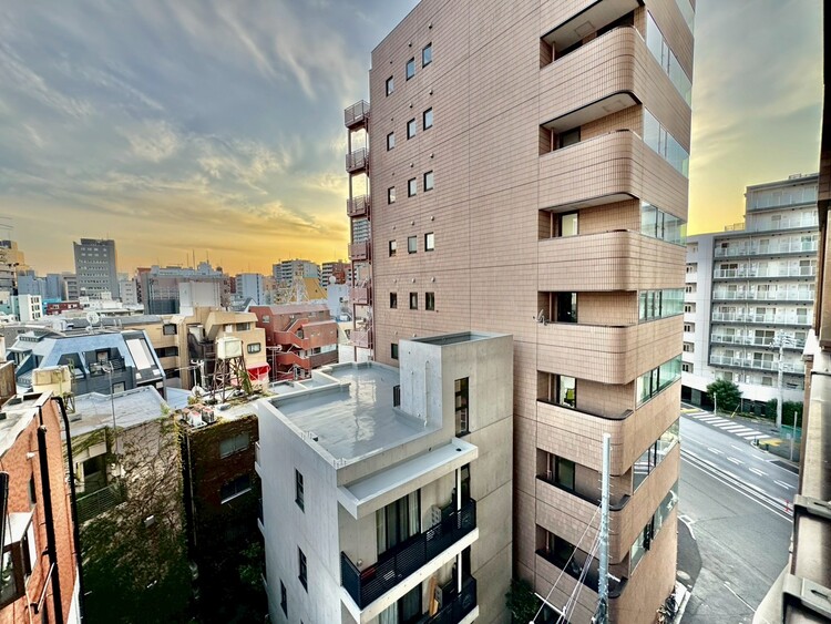 その他 眺望や窓からの景色が良いと、家で過ごす時間も快適です。