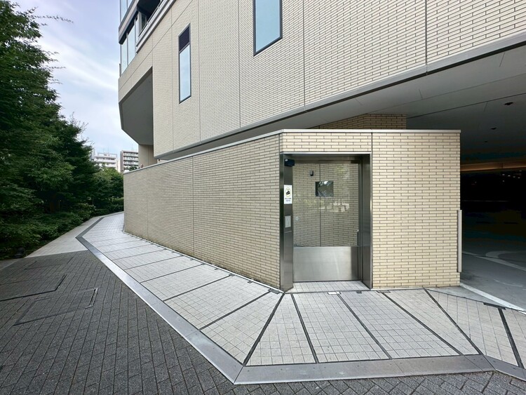 その他 月額利用料金：100円〜300円空き状況はお気軽にお問合せください