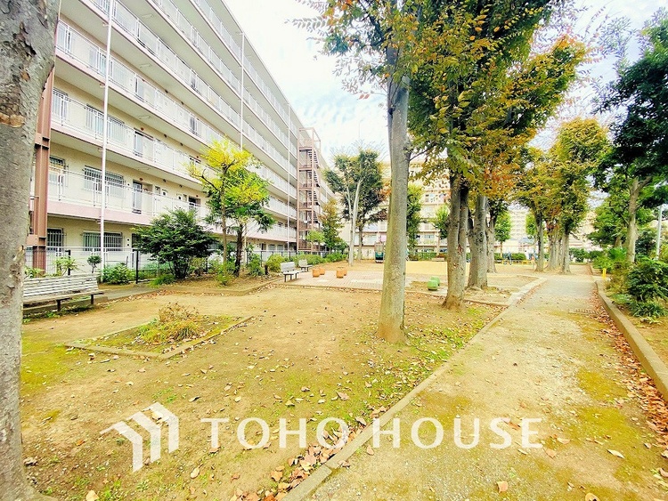 周辺 岡上けやき公園　距離450m