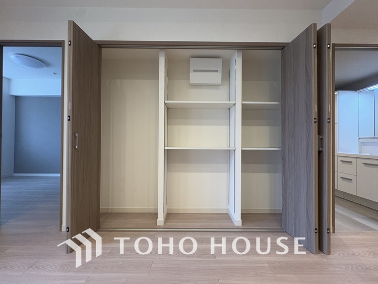 収納 リビング　収納