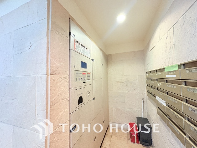 その他 不在時の荷物の受け取りに便利な宅配ボックス