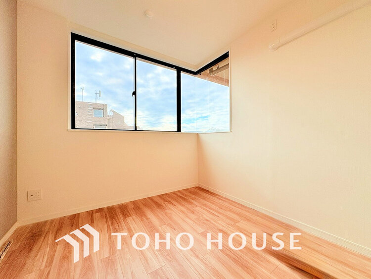 内装 シンプルですっきりとした室内は飽きのこない居心地の良い雰囲気です