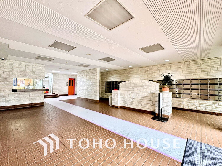 エントランス 落ち着いた色合いのエントランス