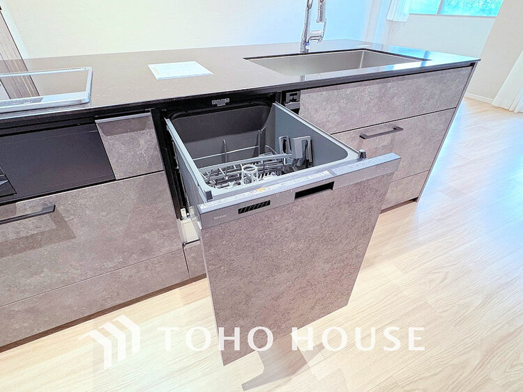 その他 ビルトイン式食洗機完備のシステムキッチンで食後もゆったり家族団らん