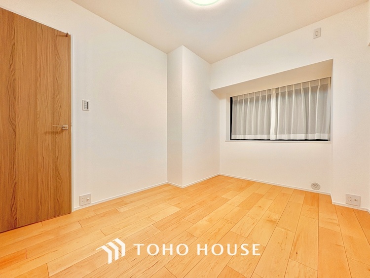 内装 寝室は一日の疲れを癒す大切な空間。快適で落ち着けるおすすめの間取りです。