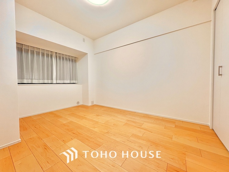 内装 寝室は一日の疲れを癒す大切な空間。快適で落ち着けるおすすめの間取りです。