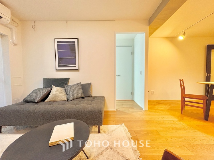 内装 【LIVING】◆住む喜び、楽しさ、感動◆を君と共有したい。いつまでもずっと家族を見渡せるこの広い空間で。