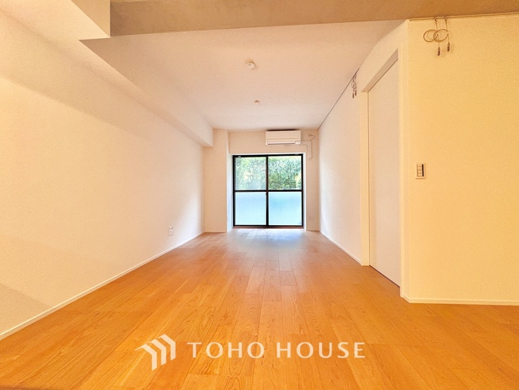 内装 【LIVING】◆住む喜び、楽しさ、感動◆を君と共有したい。いつまでもずっと家族を見渡せるこの広い空間で。