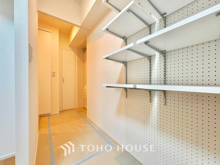 内装 【LIVING】◆住む喜び、楽しさ、感動◆を君と共有したい。いつまでもずっと家族を見渡せるこの広い空間で。