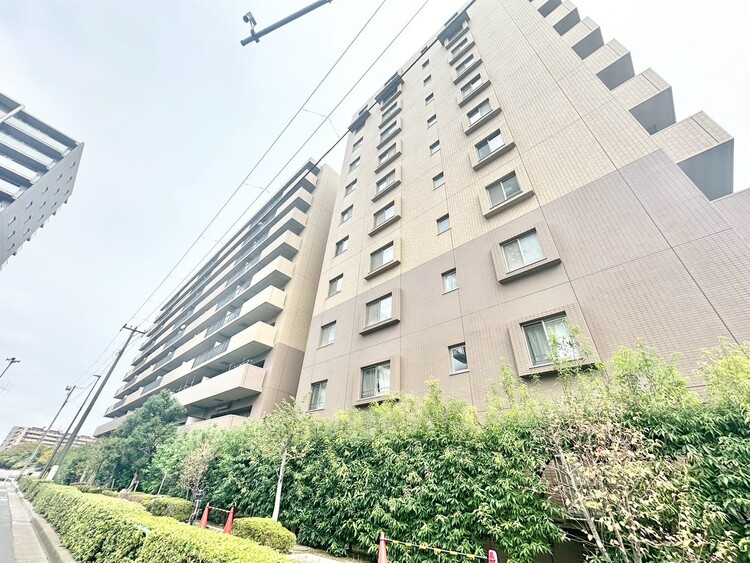 外観 飽きのこないシンプルモダンな外観です。