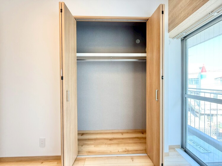 その他 収納スペースが付いていて、お部屋を広く使っていただけます。