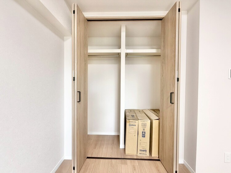 その他 収納スペースが付いていて、お部屋を広く使っていただけます。