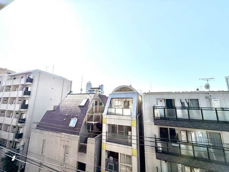 その他 眺望や窓からの景色が良いと、家で過ごす時間も快適です。