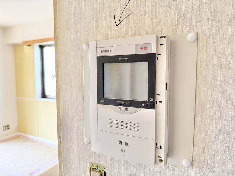 その他 誰が来てもわかる様にモニター付きインターホンを設置。