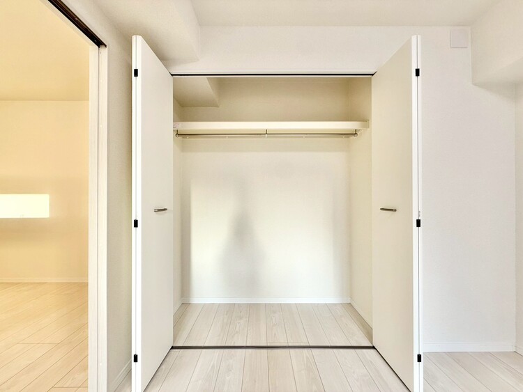 その他 収納スペースが付いていて、お部屋を広く使っていただけます。