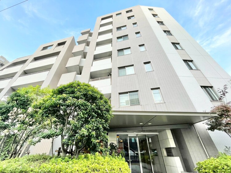 その他 飽きのこないシンプルモダンな外観です。