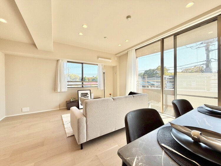 その他 シンプルな内装と偏り過ぎないデザインで統一しました。