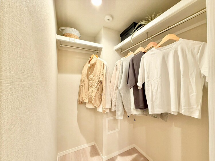 その他 収納スペースが付いていて、お部屋を広く使っていただけます。