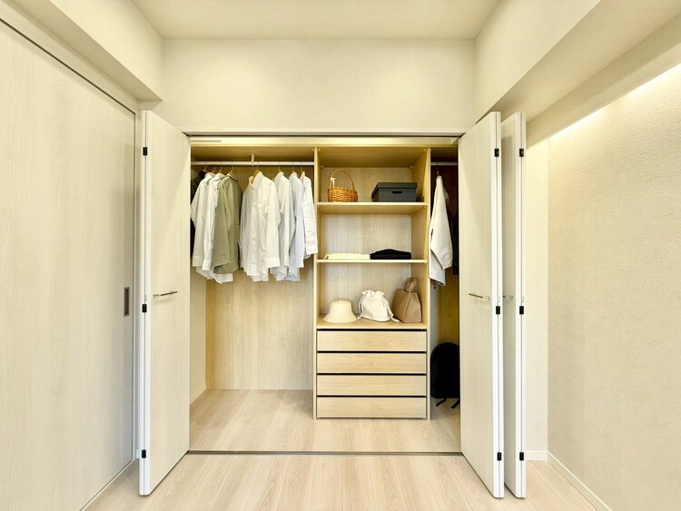 その他 家電やスーツケース、ストック品など何でも片付く嬉しい空間です。