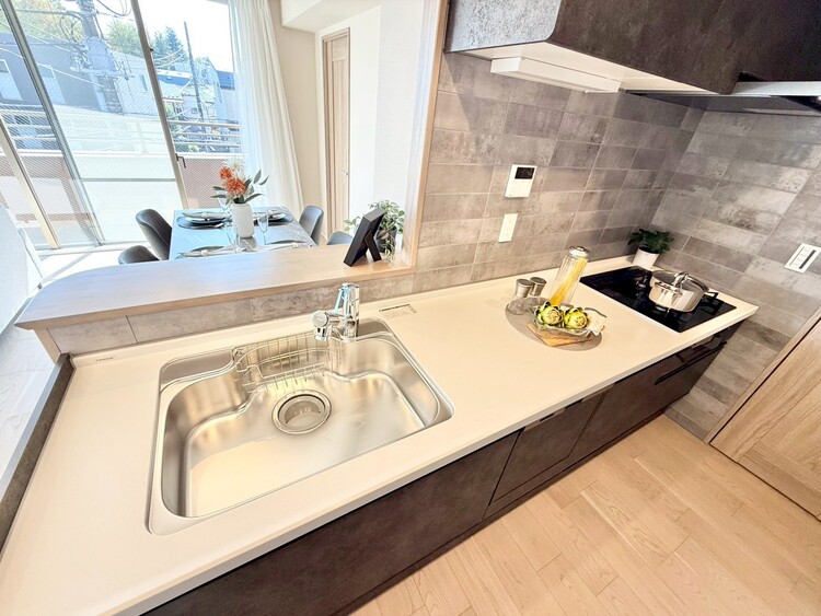 その他 使いやすくスタイリッシュなキッチン空間になっております。