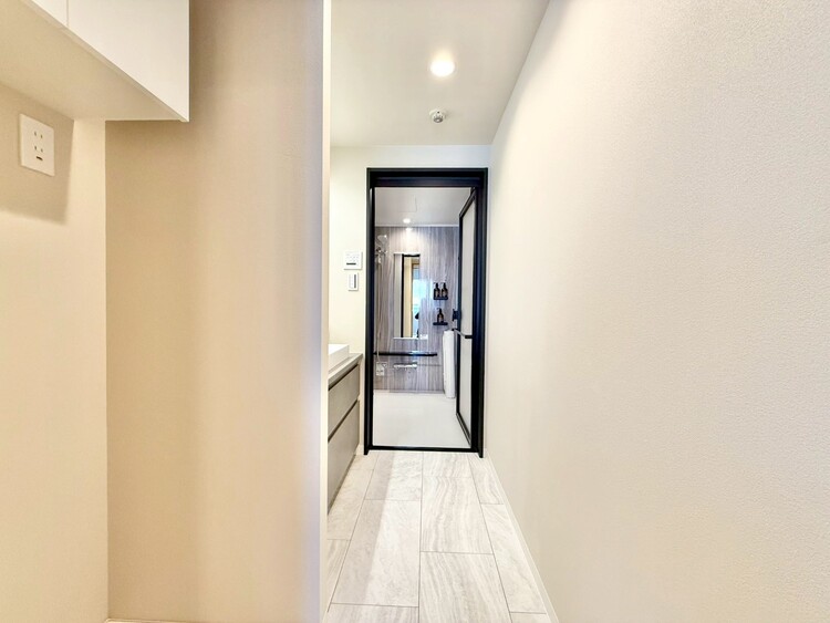 その他 十分な広さの脱衣所。