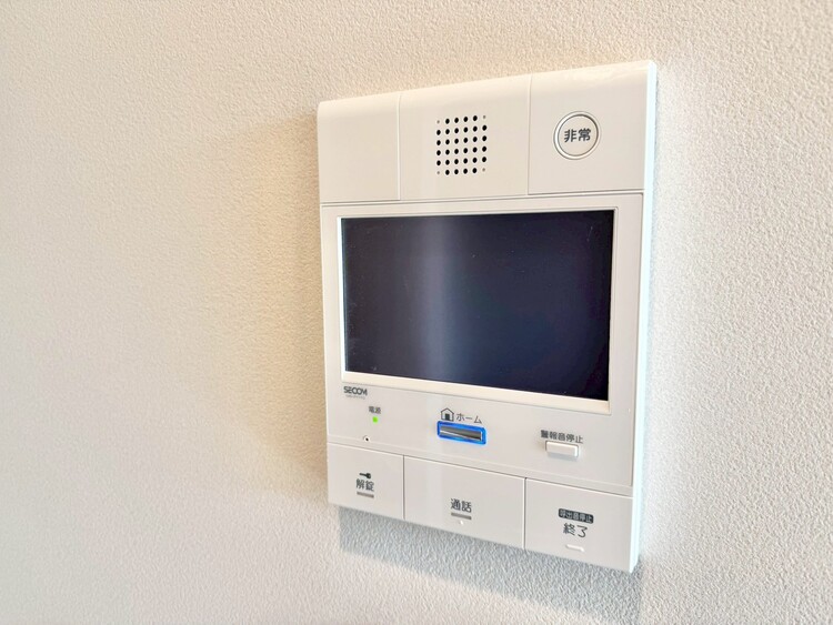 その他 誰が来てもわかる様にモニター付きインターホンを設置。