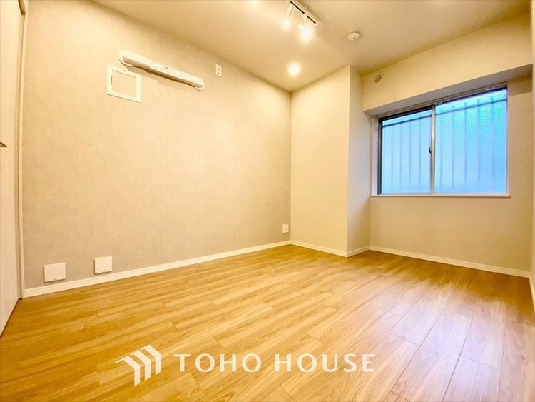 内装 【PRIVATE ROOM】◆快適◆な暮らしに不可欠な収納スペース。快適さとともに思い出も詰まっていく。