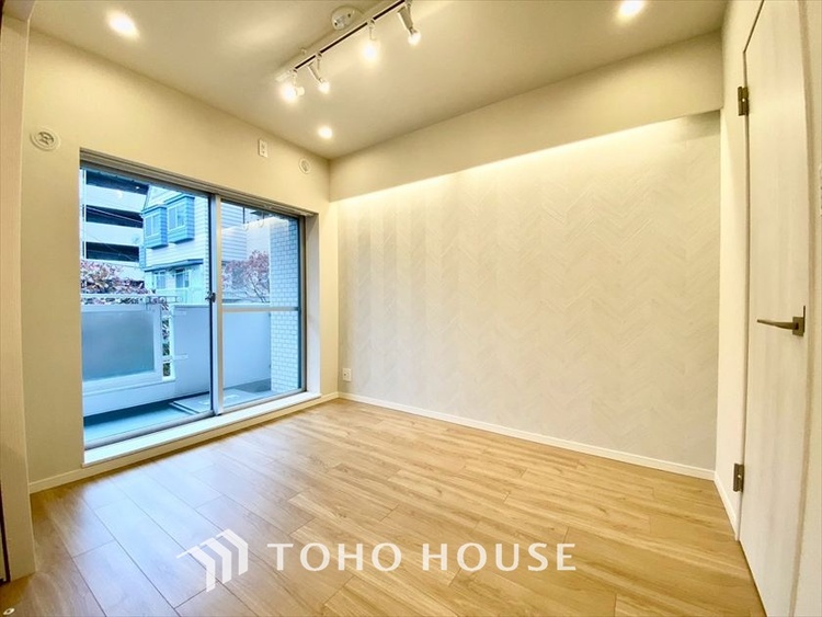 内装 【PRIVATE ROOM】◆属毛離裏◆子は父を手本とし、母に愛育されて成長する。家族の深い繋がり。いつまでも大切にしたい。