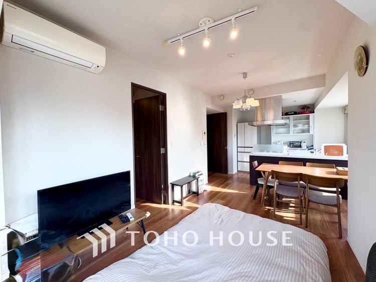 内装 【LIVING】◆simple is best◆無駄のない綺麗なつくりのリビングルームであなただけの暮らしを。