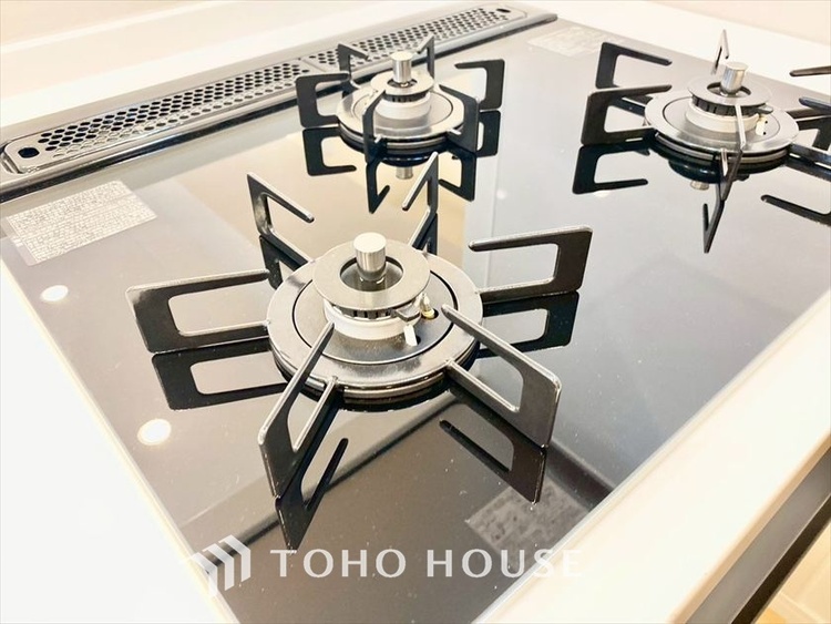 キッチン 【KITCHEN】◆家族のおはよう◆の声を笑顔で迎えてあげられるシステムキッチン。朝ごはんが楽しみでちょっと早起きしたくなるんです。