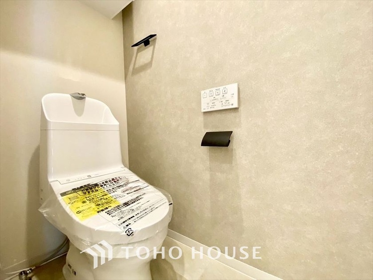 トイレ 【TOILET】◆快適◆な生活に不可欠。節水型の高性能トイレを新設。