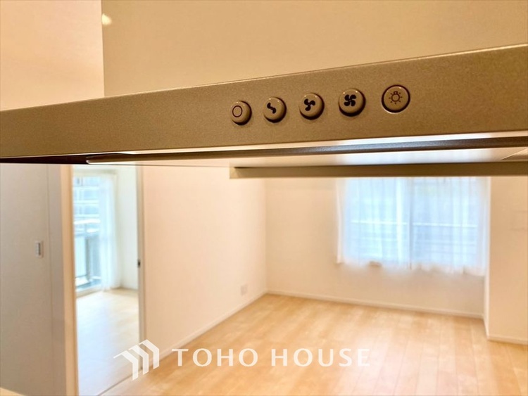 その他 【KITCHEN】◆開放的◆後片付けが楽なシステムキッチン。収納スペースの充実！