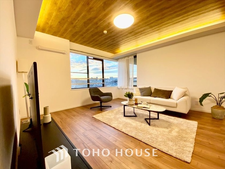 内装 【LIVING】◆住む喜び、楽しさ、感動◆を君と共有したい。いつまでもずっと家族を見渡せるこの広い空間で。