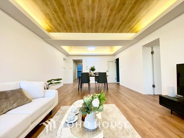 内装 【LIVING】◆Sunshine◆光が燦々と入り、いるだけで気持ちいい。「開放的でゆとりあるお部屋です。」