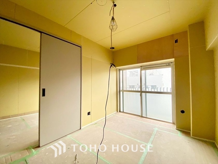 内装 現在改装中◆快適◆な暮らしに不可欠な収納スペース。快適さとともに思い出も詰まっていく。