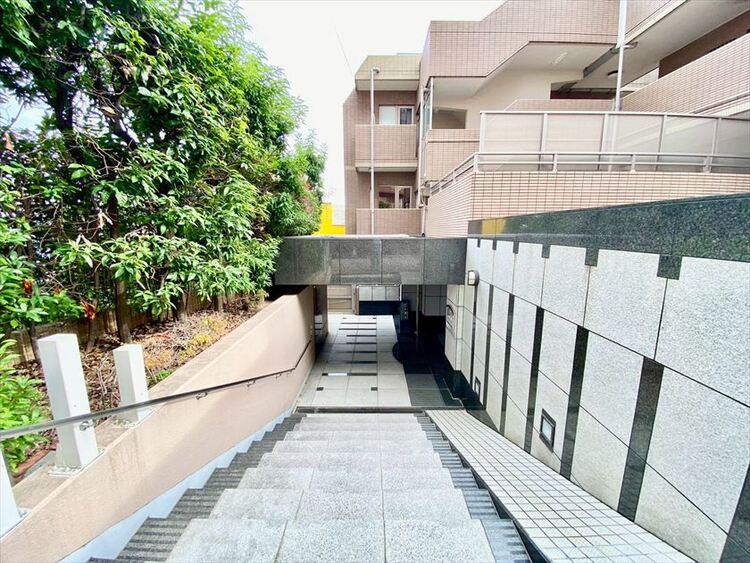 外観 【APPEARANCE】◆プライベートな時間◆家族のふれあいも大切にしつつ、自分の空間も大切にしたい。