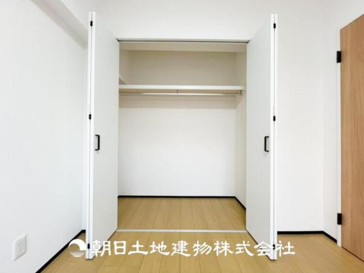 収納 【収納】シンプルかつ洗練されたデザインの収納スペース。