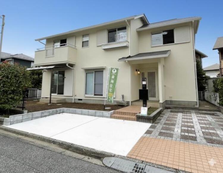 外観 全室南東向き・リフォーム済み！お庭付きで暮らしの広がる開放的な住まいです！