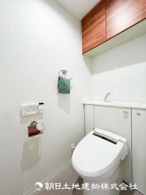 トイレ 【トイレ】大切な1人時間。寛ぎだけではない、快適な生活を送る為に必要なもの。毎日使う場所だから、より快適な空間に。