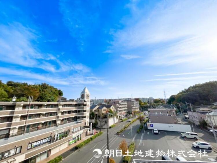 その他 【眺望】部屋から眺める景色はお部屋のインテリアの一部です。開放感ある景色は季節や天候によって変化する素敵な絵画ですね！