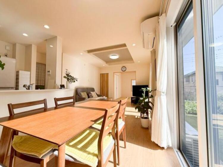 居間 ご見学予約はお気軽にお問合せください。