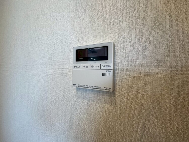 設備 見やすい画面で操作しやすい給湯パネルです。