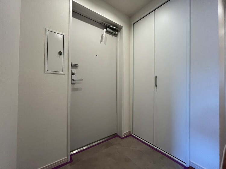 玄関 シューズボックスを完備した玄関です。