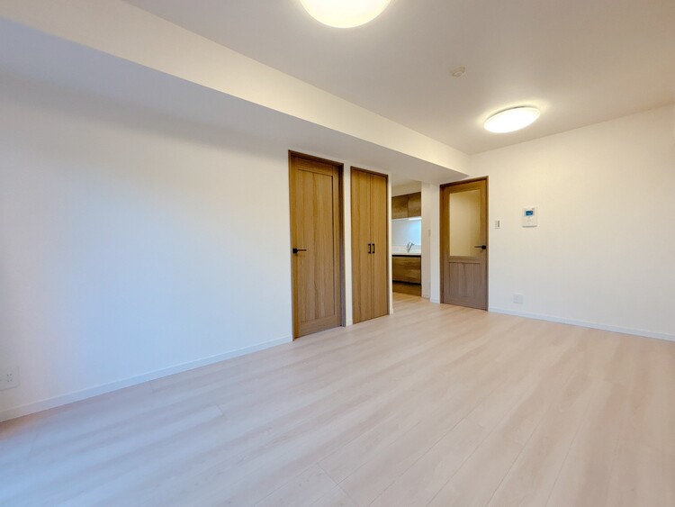 居間 快適に過ごす毎日を求めて、暮らしの中でご自身の「マイホーム」に創り上げてください。