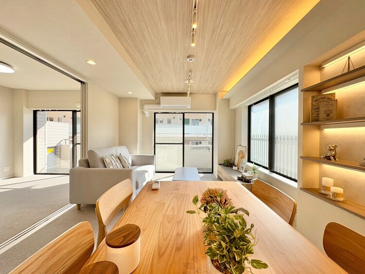 居間 豊かな居住性と、安心感を満たすクオリティが見事に調和した住空間。