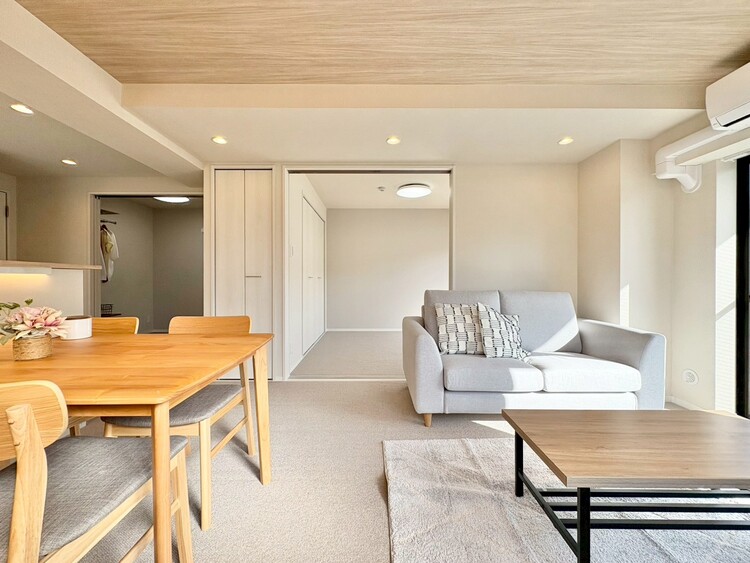 居間 過ごす時間が、たくさんの思い出として紡がれていく場所。