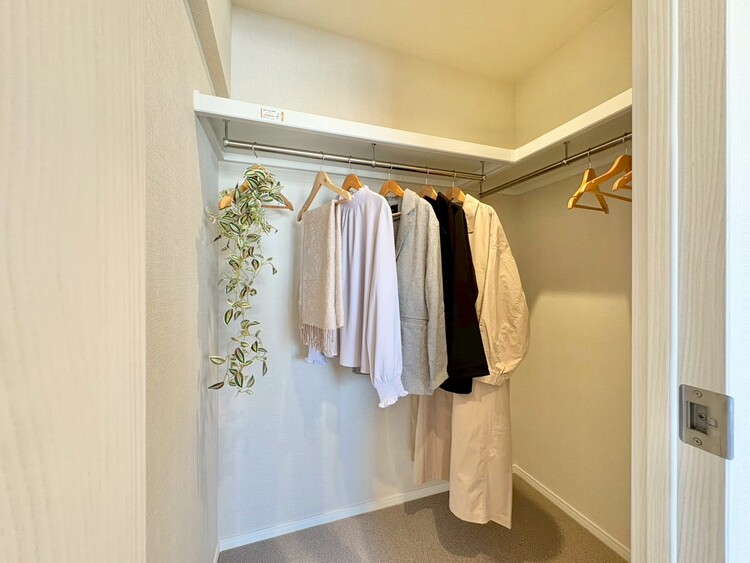 収納 居室にはクローゼットがあり、荷物もスッキリ収納して快適にお過ごしいただけます。