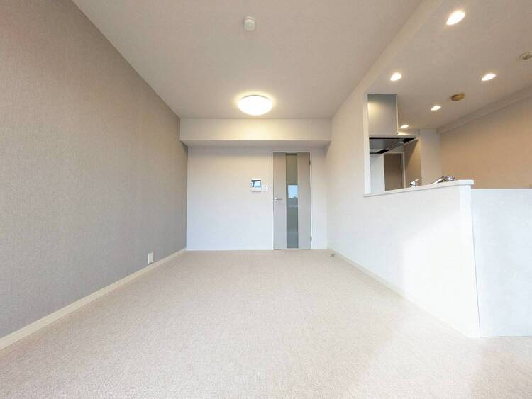 居間 快適に過ごす毎日を求めて、暮らしの中でご自身の「マイホーム」に創り上げてください。