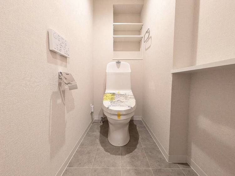 トイレ 暮らしの中のさりげないひとときの快適さにも、こだわりを、持って設備を配しております。