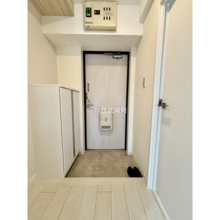 玄関 令和7年10月20日撮影